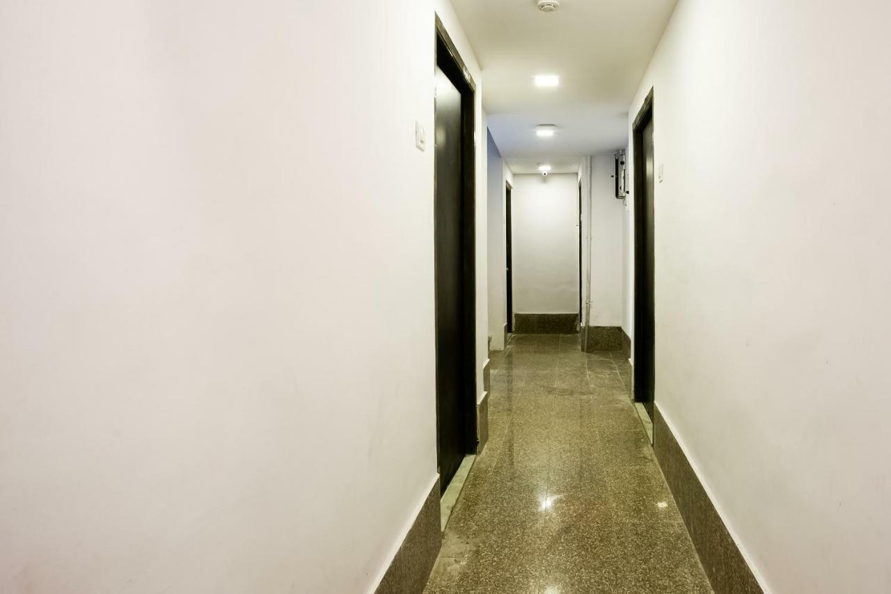 Oyo Flagship 38540 Hotel Shangrila Flagship Saver Bombay Extérieur photo