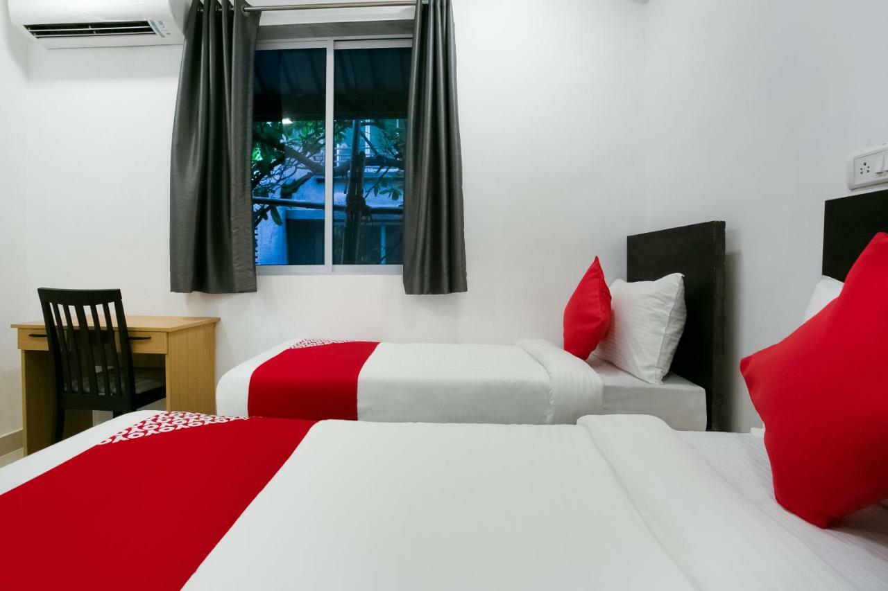 Oyo Flagship 38540 Hotel Shangrila Flagship Saver Bombay Extérieur photo
